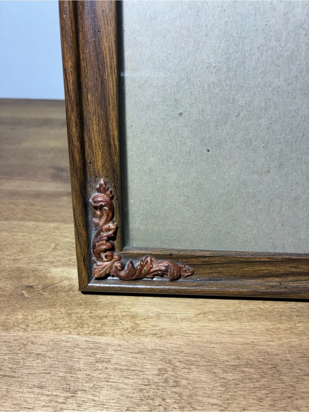 N/A vintage ornate